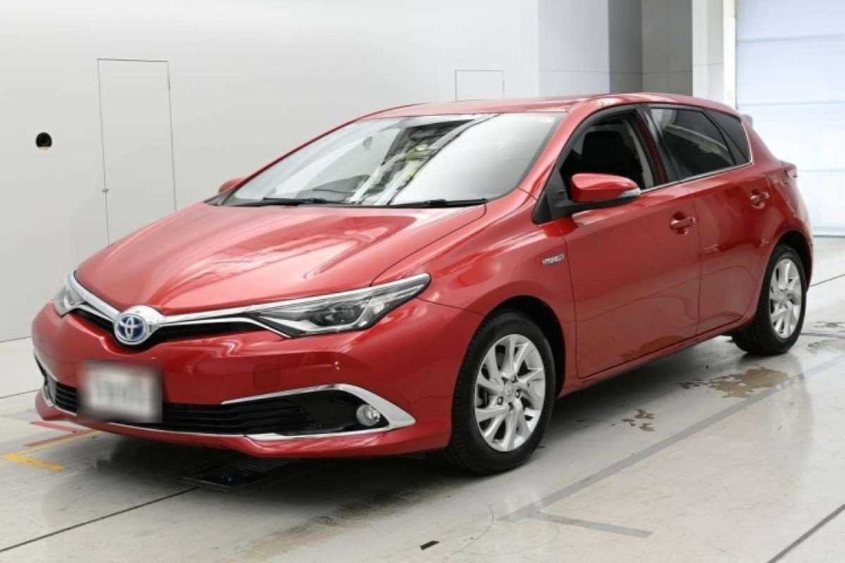 2016 Toyota Auris