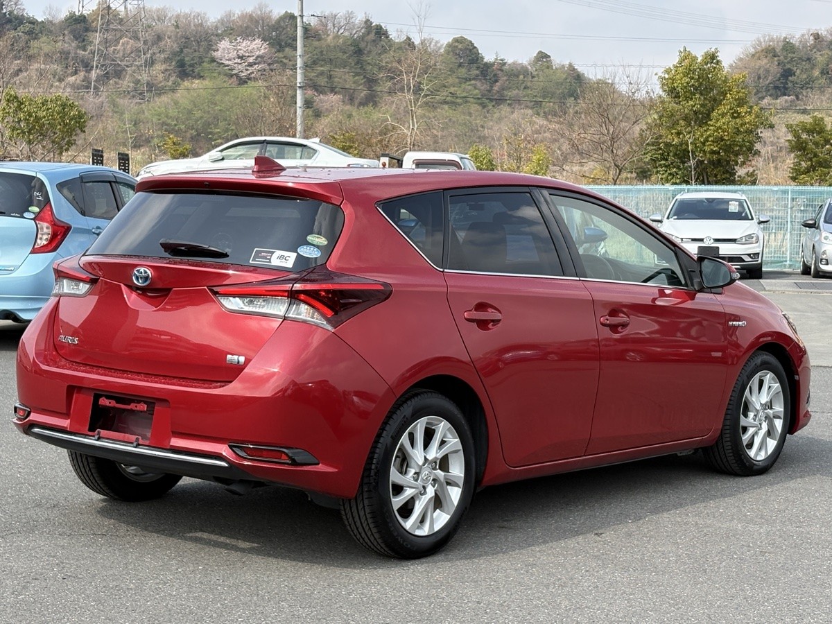 2016 Toyota Auris