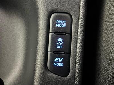 2021 Toyota Yaris - Thumbnail