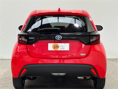 2021 Toyota Yaris - Thumbnail