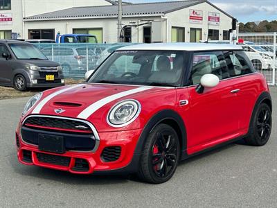 2017 Mini Cooper - Thumbnail