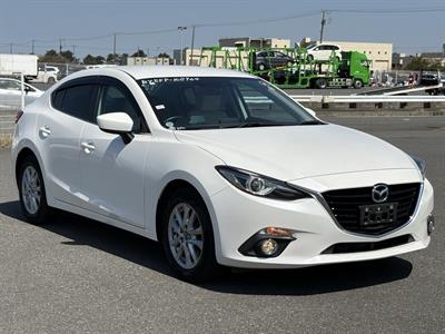 2014 Mazda Axela