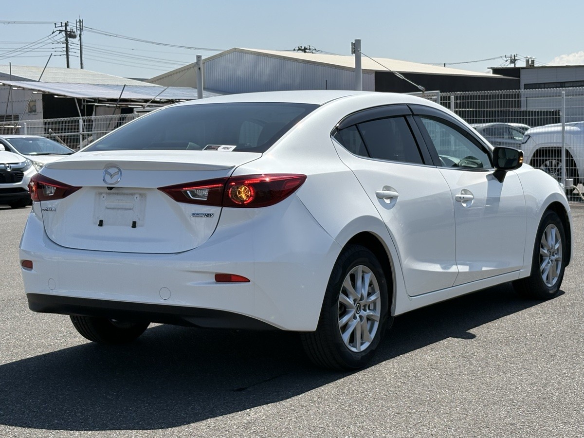 2014 Mazda Axela
