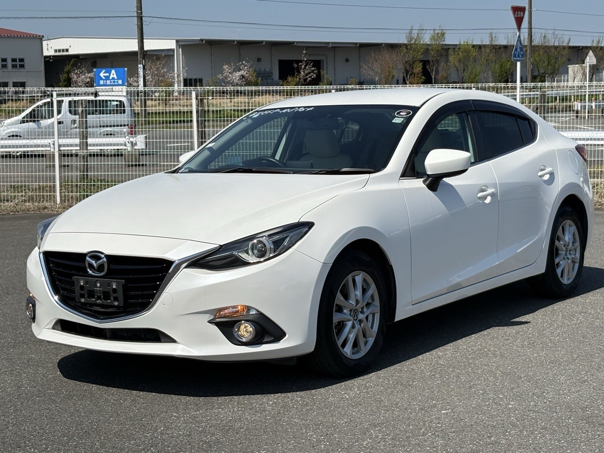 2014 Mazda Axela