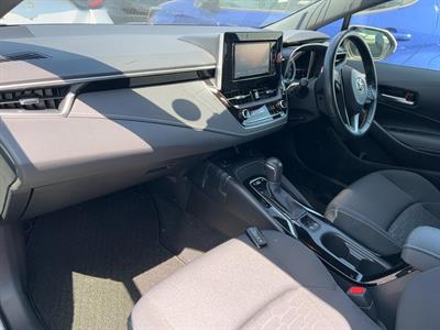 2018 Toyota Corolla - Thumbnail