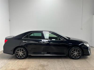 2013 Toyota Camry - Thumbnail