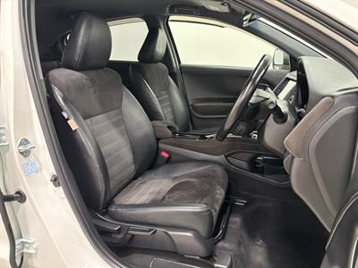 2017 Honda Vezel - Thumbnail