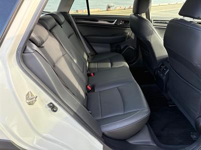 2016 Subaru Outback - Thumbnail