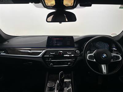 2017 BMW 530i - Thumbnail