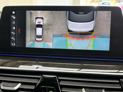 2017 BMW 530i - Thumbnail