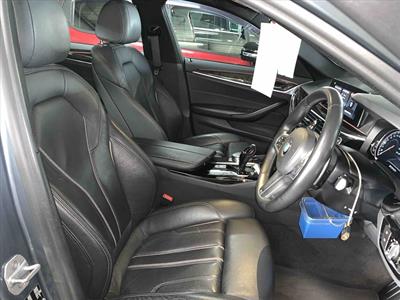 2017 BMW 530i - Thumbnail