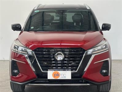 2021 Nissan Kicks - Thumbnail