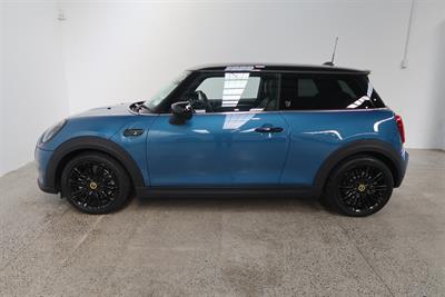 2023 Mini Cooper - Thumbnail